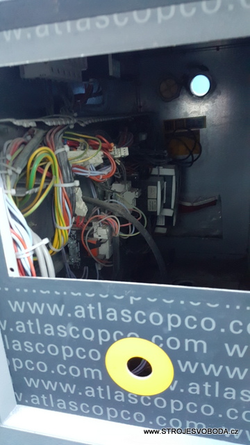Šroubový kompresor GA 55 - na náhradní díly (Atlas Copco GA 55 screw compressor (5).jpg)